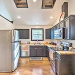 Modern Louisville Apartment With Furnished Deck