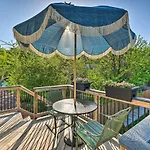 Modern Louisville Apartment With Furnished Deck