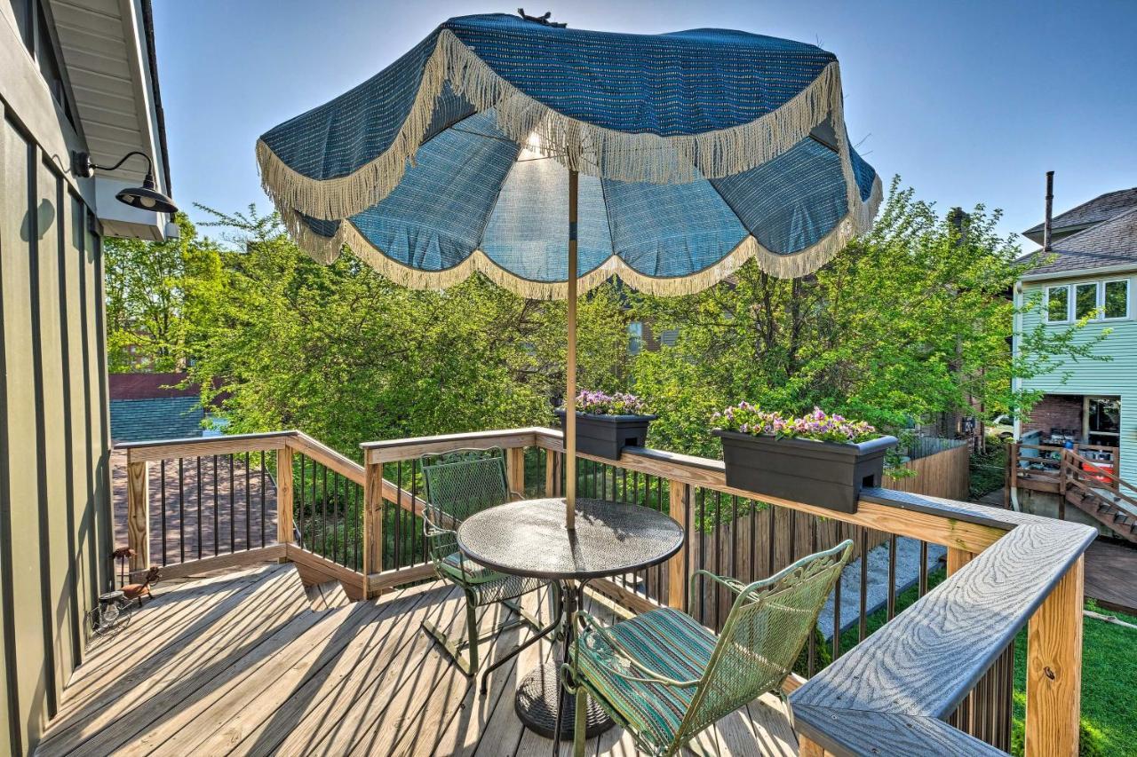 Modern With Furnished Deck