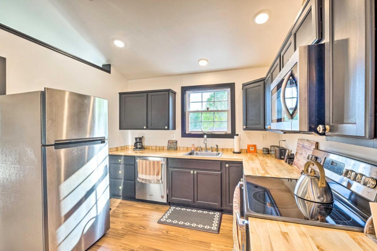 Apartment Modern With Furnished Deck Louisville